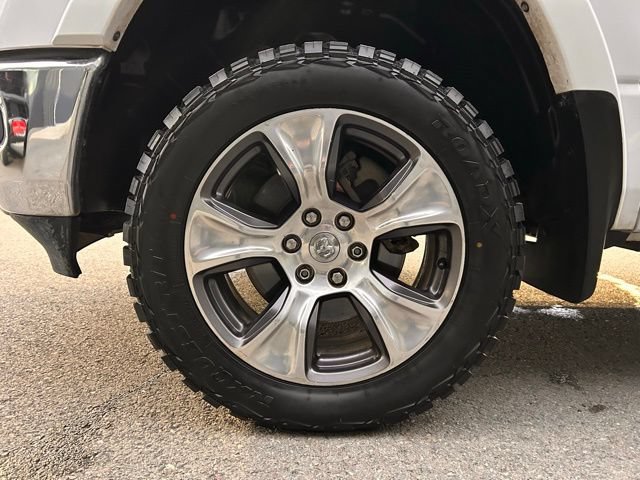 Used 2019 RAM 1500 Laramie AWD/4WD image 15