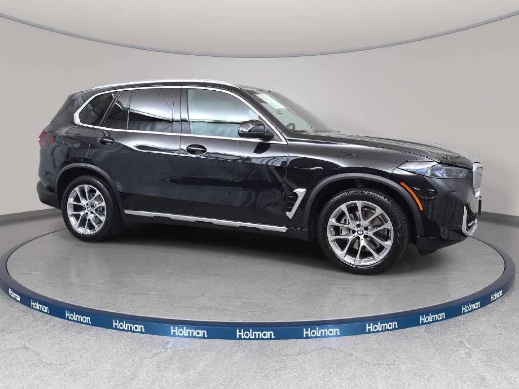 Used 2025 BMW X5 xDrive40i AWD/4WD image 4