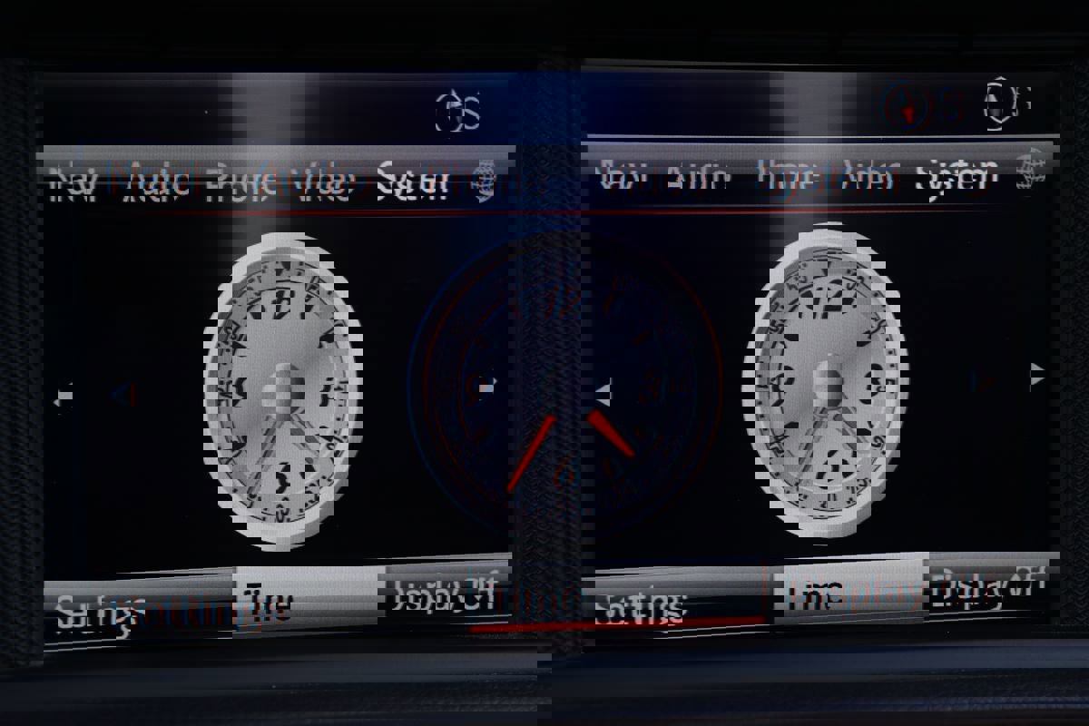 Used 2014 Mercedes-Benz SLK 350 image 20