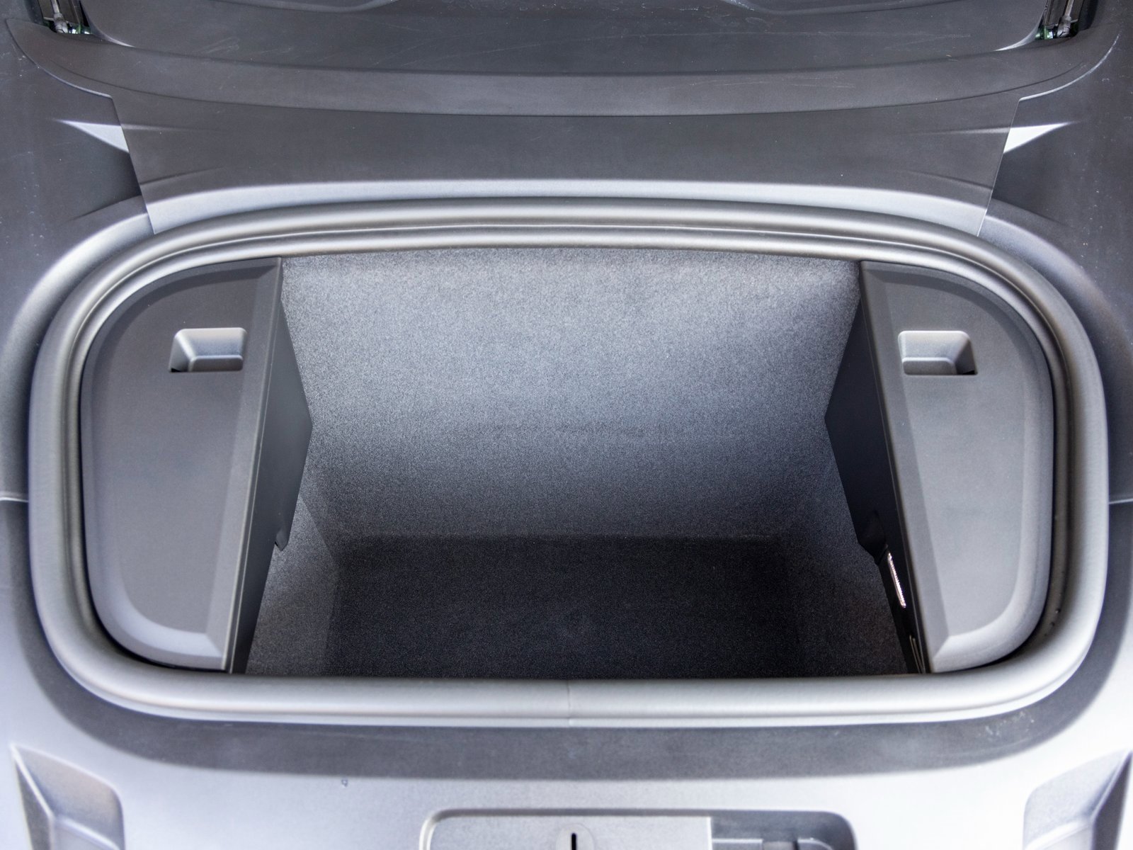 Certified 2025 Porsche Taycan Turbo S image 54