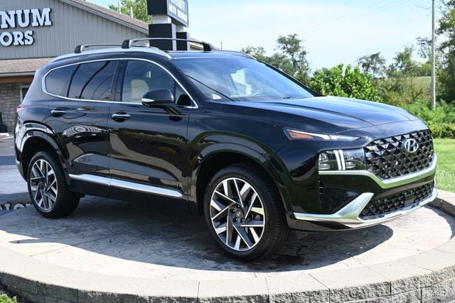 Used 2023 Hyundai Santa Fe Calligraphy AWD/4WD image 3