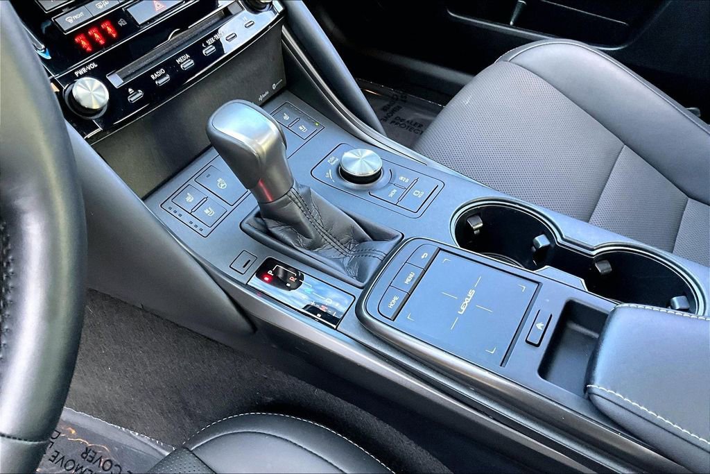 Used 2024 Lexus IS 300 300 w/ Comfort Package image 15