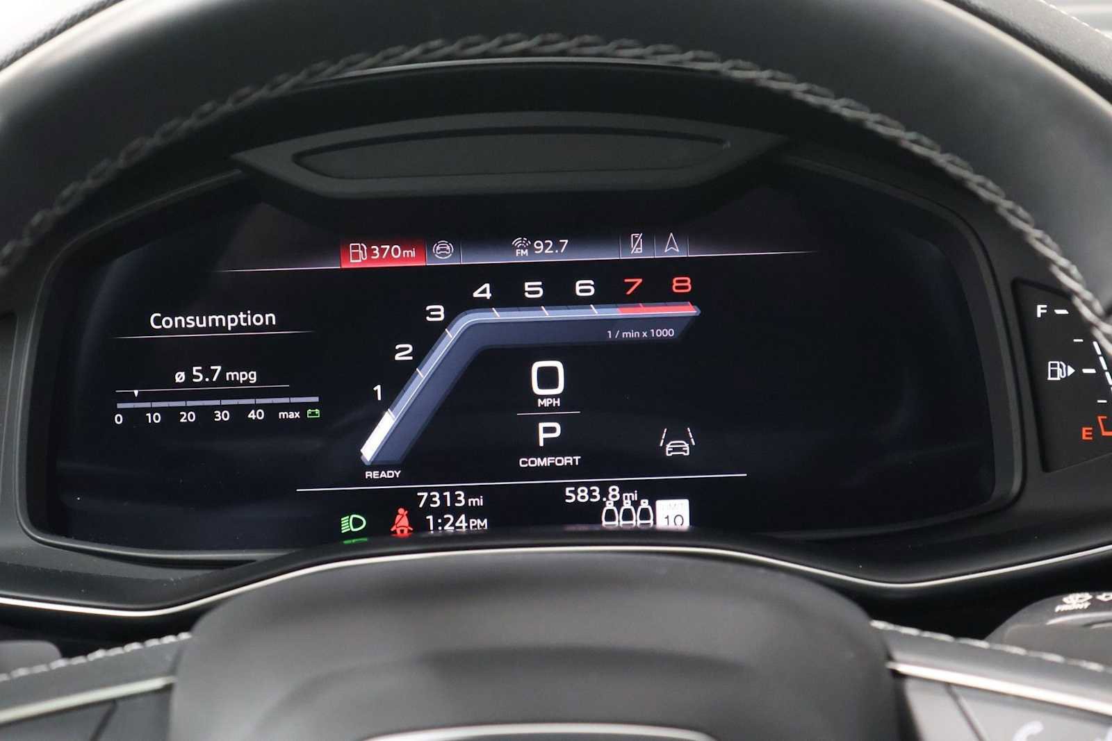 Certified 2025 Audi Q8 Premium Plus w/ Premium Plus Package AWD/4WD image 22