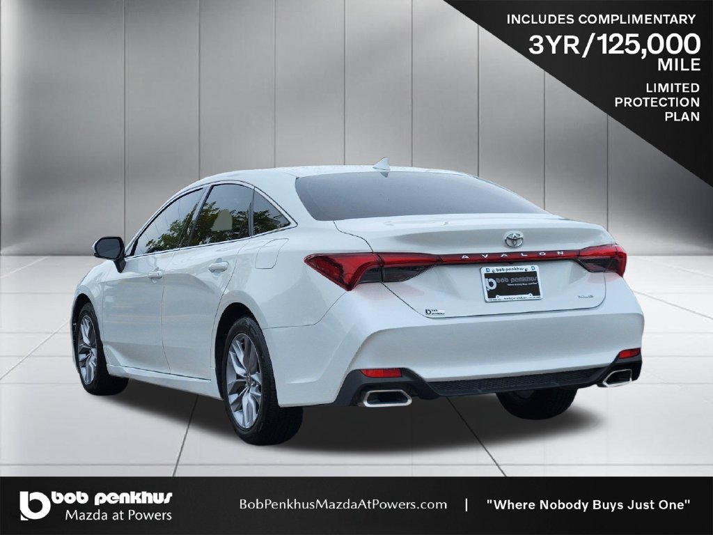 Used 2022 Toyota Avalon XLE FWD image 27