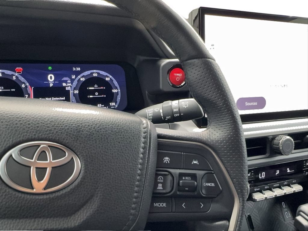 Used 2025 Toyota 4Runner TRD Off-Road Premium w/ Tow Technology Package AWD/4WD image 41