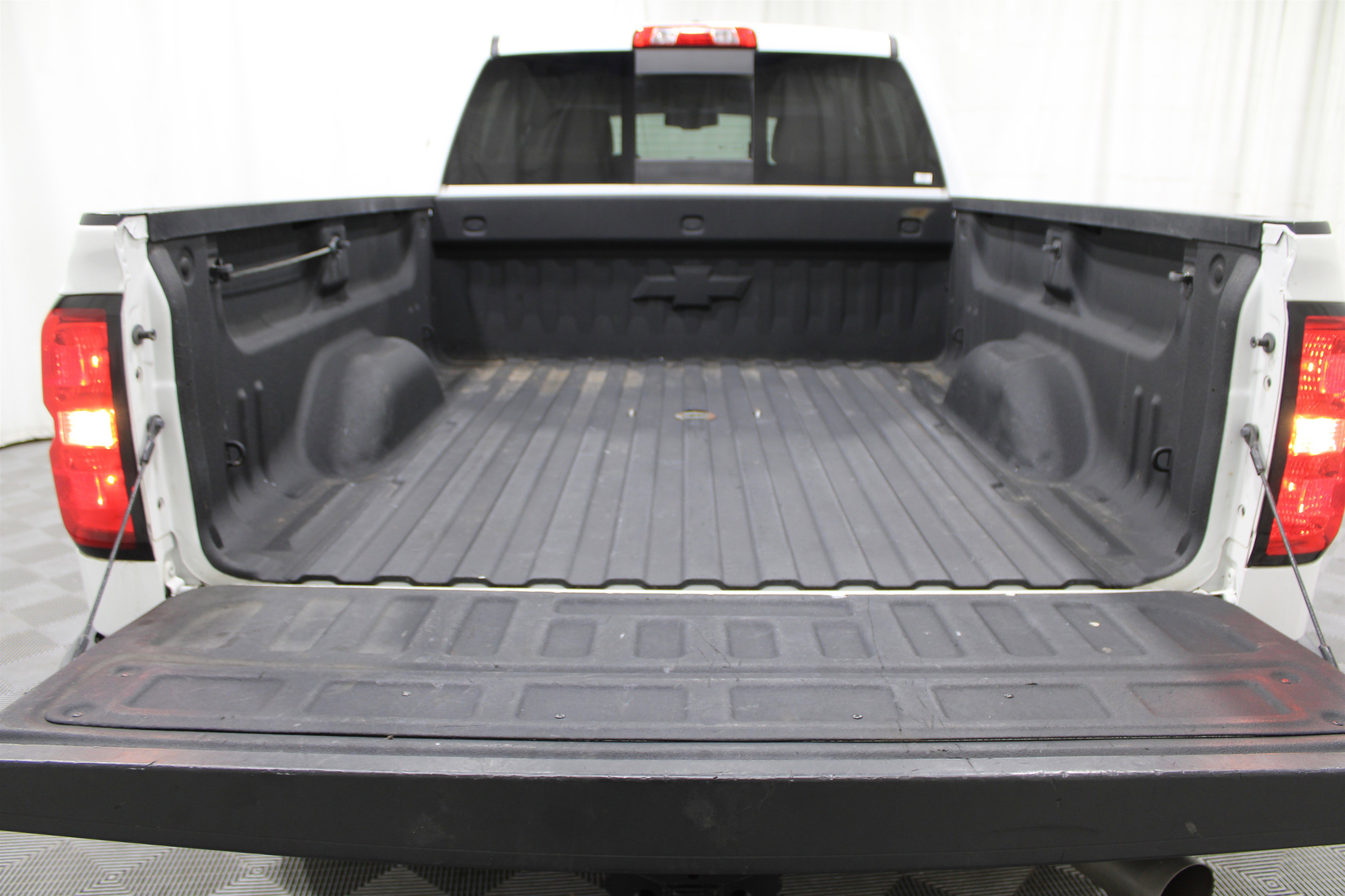 Used 2019 Chevrolet Silverado 2500 LTZ w/ Duramax Plus Package image 38