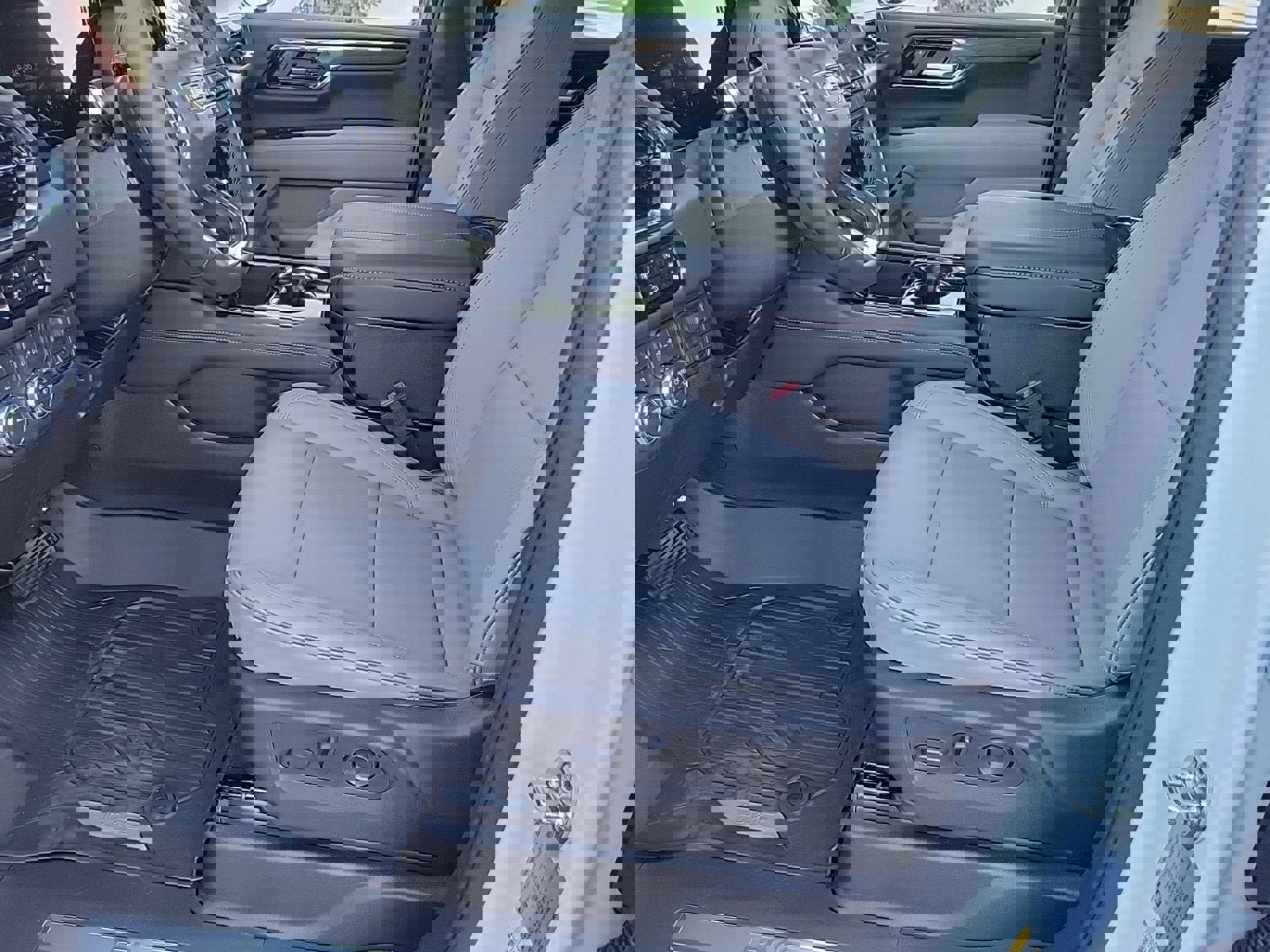 New 2026 GMC Yukon XL Elevation w/ Elevation Premium Package image 10