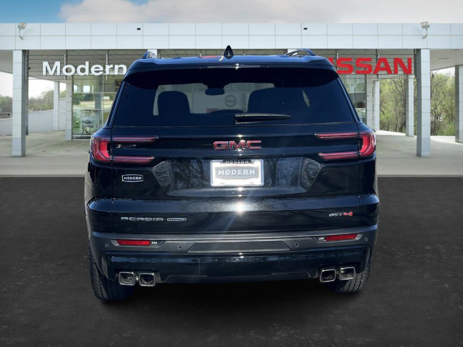 Used 2024 GMC Acadia AT4 image 4