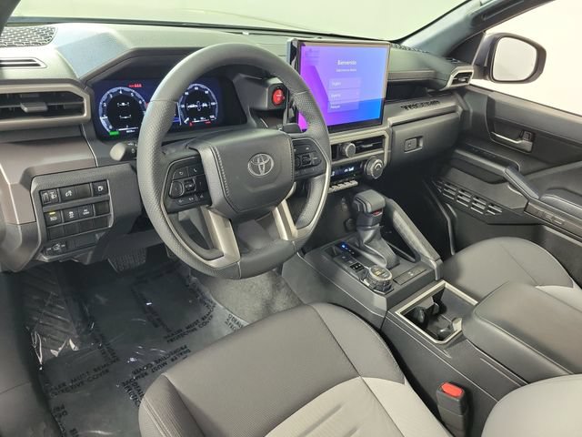 Used 2025 Toyota Tacoma TRD Off-Road AWD/4WD image 18