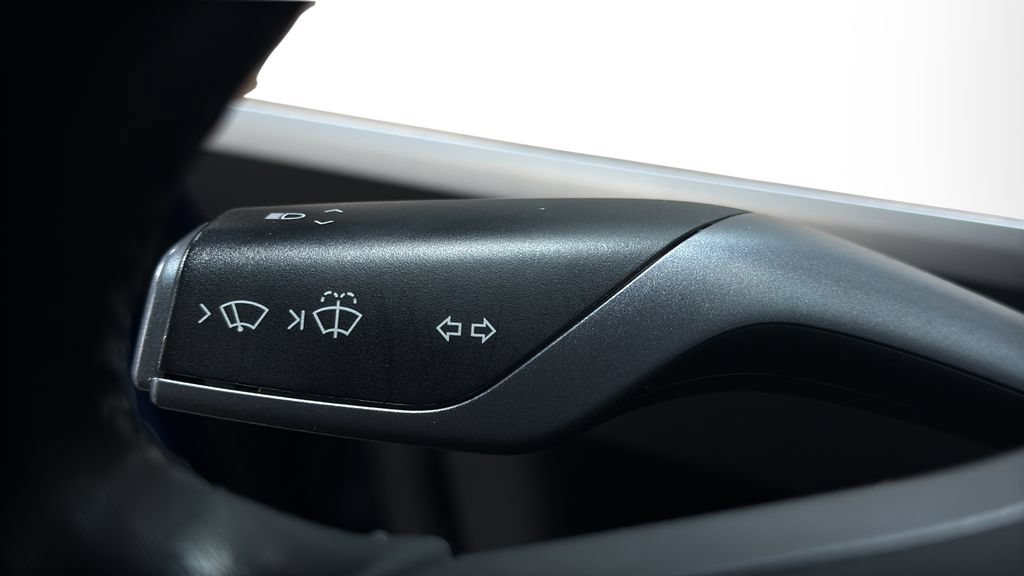 Used 2019 Tesla Model 3 Long Range AWD/4WD image 32