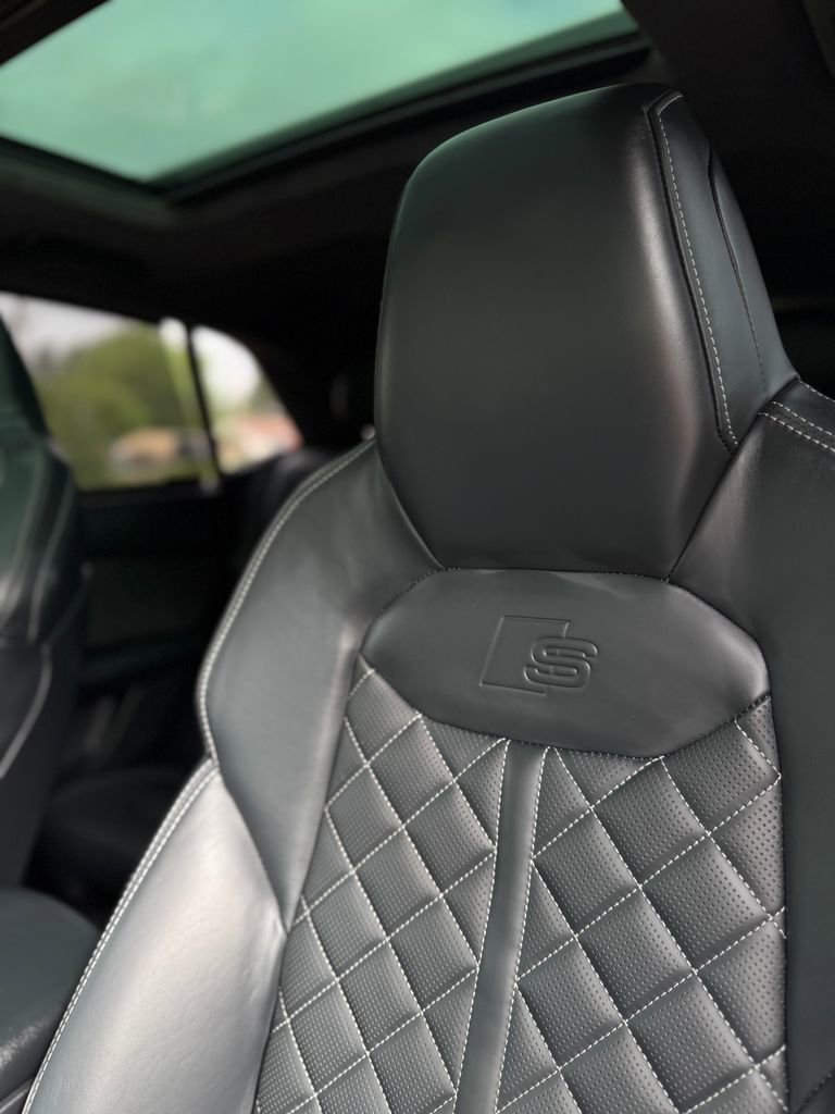 Used 2022 Audi SQ8 Prestige w/ Prestige Package AWD/4WD image 48
