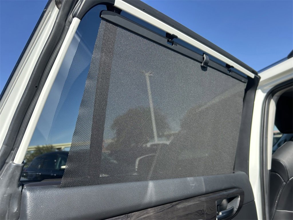 Used 2020 Toyota Highlander Limited image 18