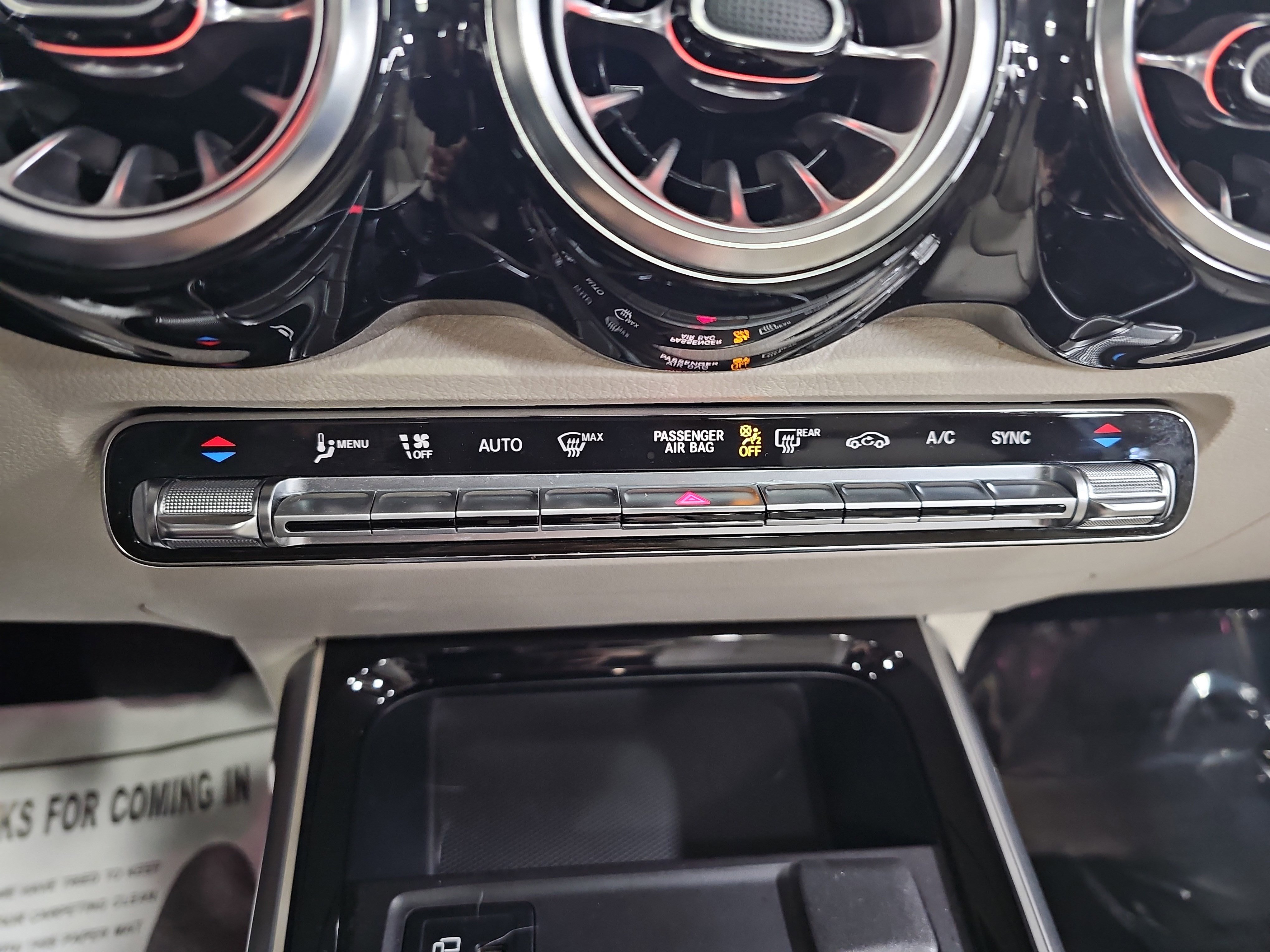 Certified 2023 Mercedes-Benz GLB 250 image 23