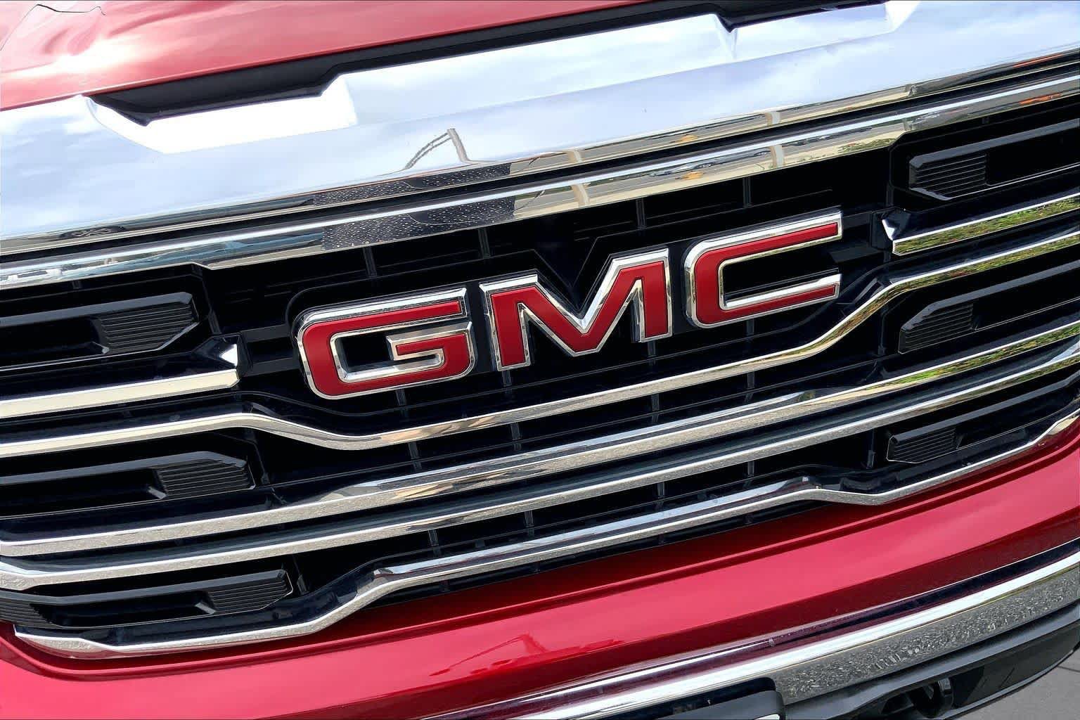 Used 2023 GMC Sierra 1500 SLT w/ SLT Premium Package AWD/4WD image 30