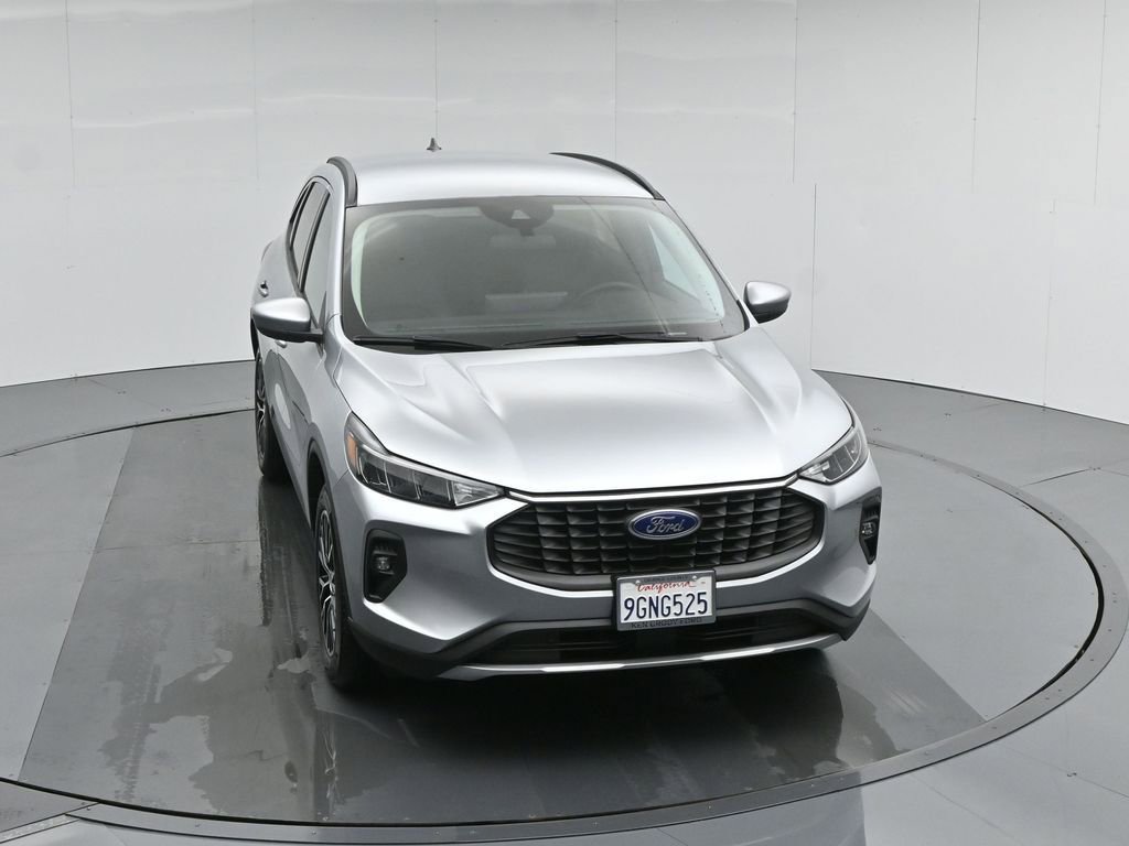 Certified 2023 Ford Escape SE image 39