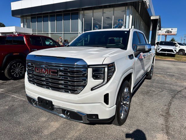 Used 2024 GMC Sierra 1500 Denali AWD/4WD image 6