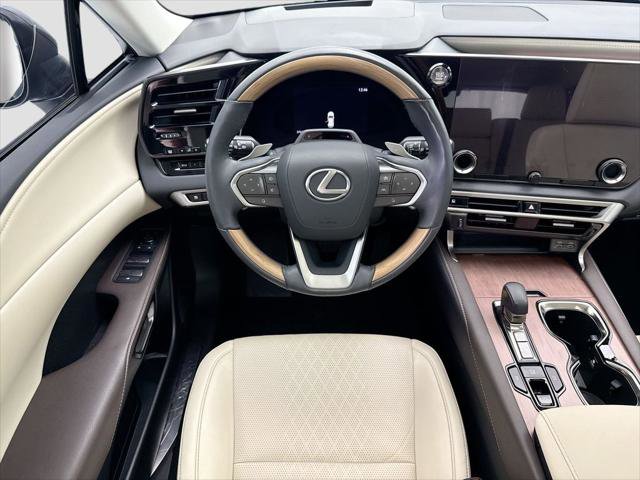 Used 2023 Lexus RX 350 Premium Plus w/ Cold Area Package FWD image 10