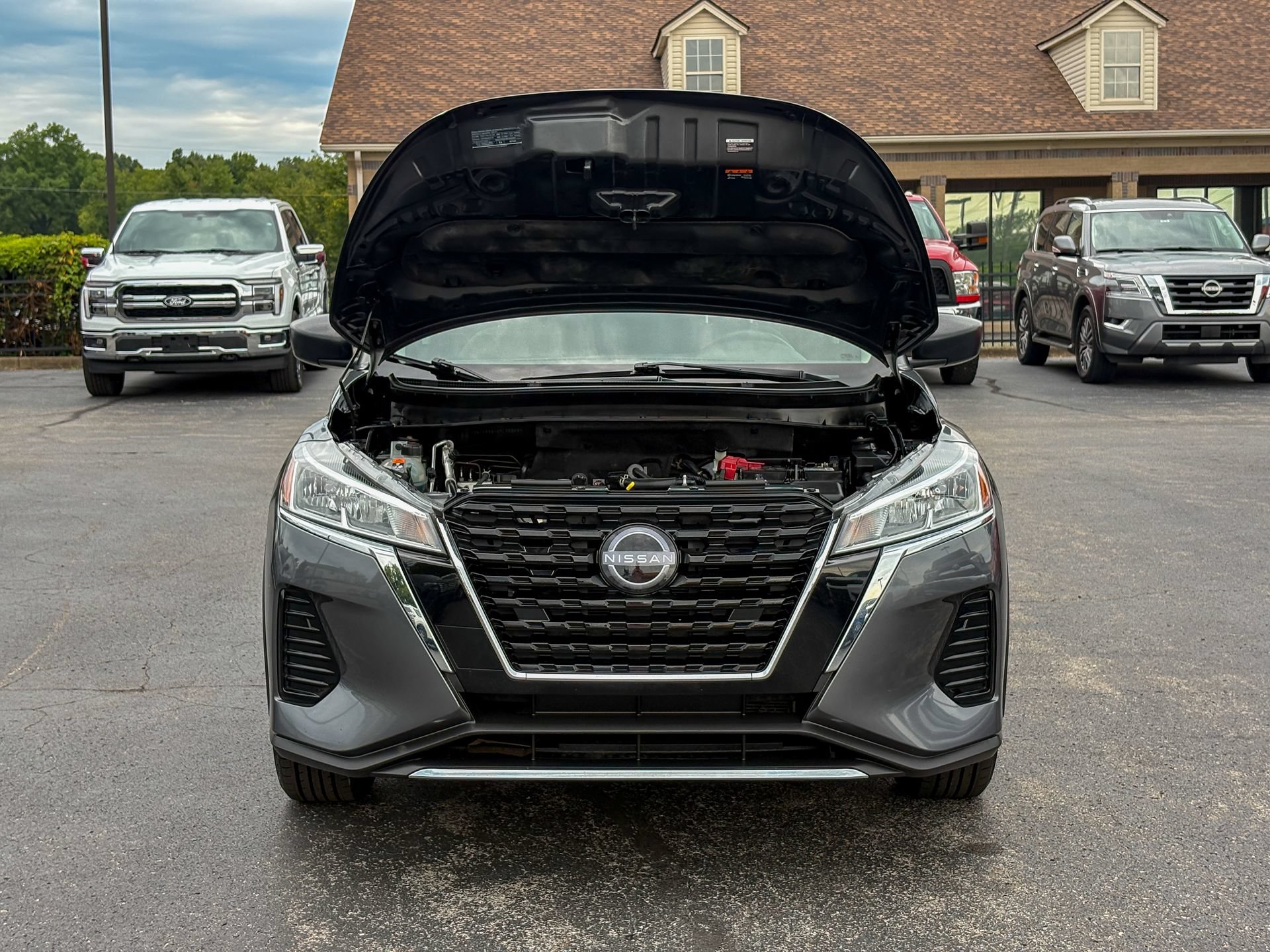 Used 2024 Nissan Kicks S FWD image 32