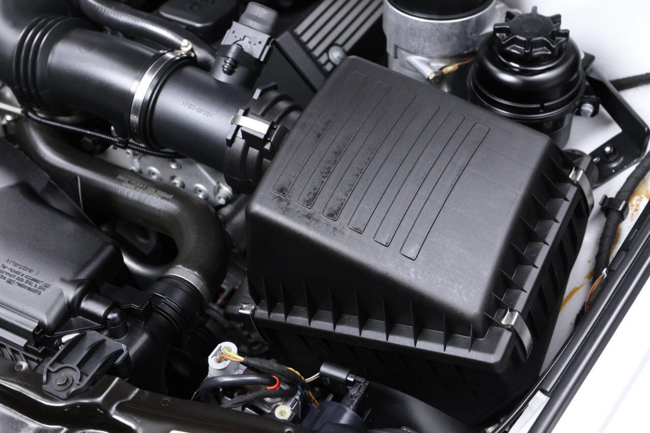 Used 2002 BMW M5 image 53