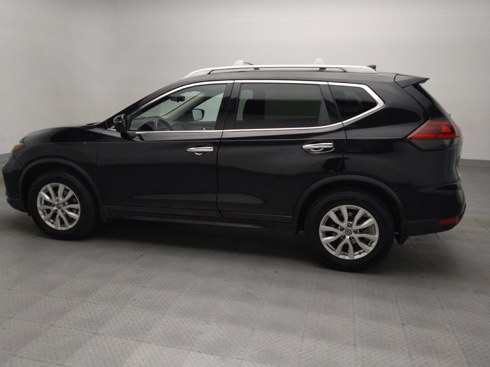 Used 2019 Nissan Rogue S w/ Special Edition Package FWD image 3