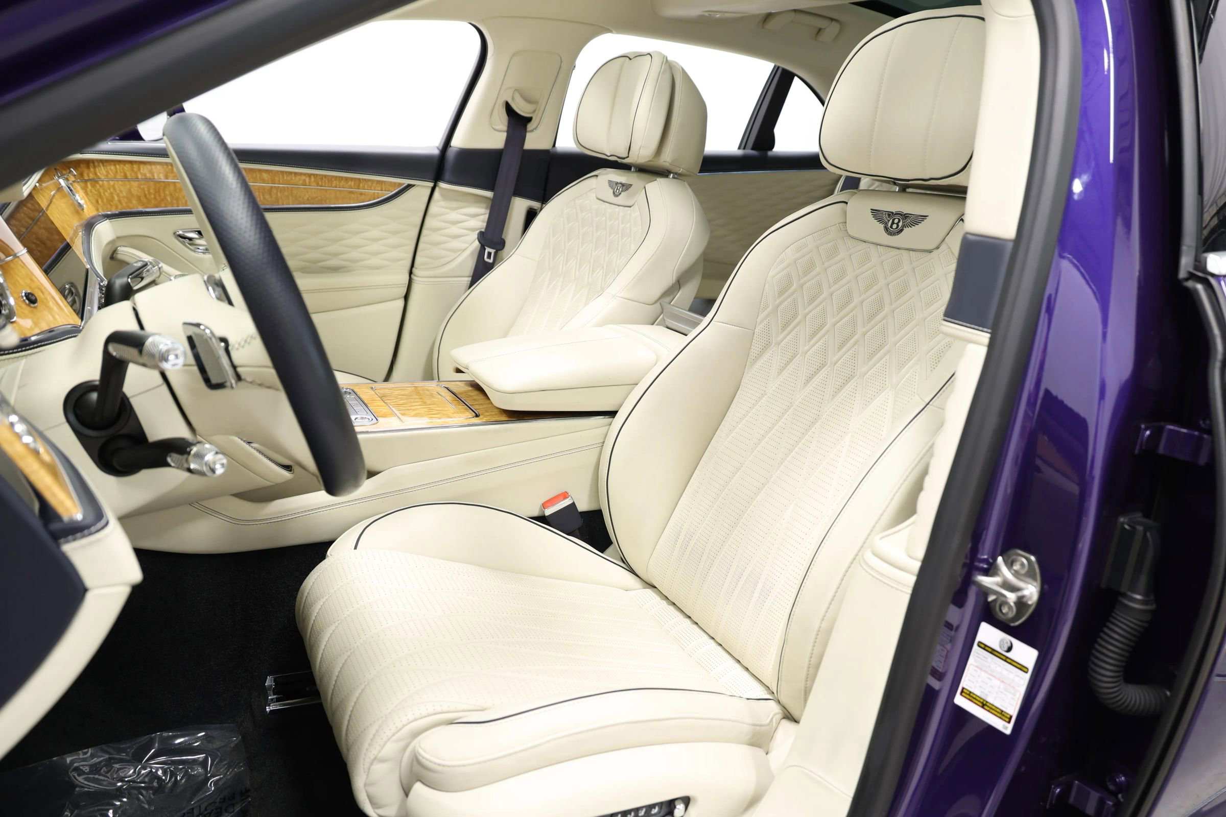 Used 2020 Bentley Flying Spur W12 w/ First Edition Specification image 3