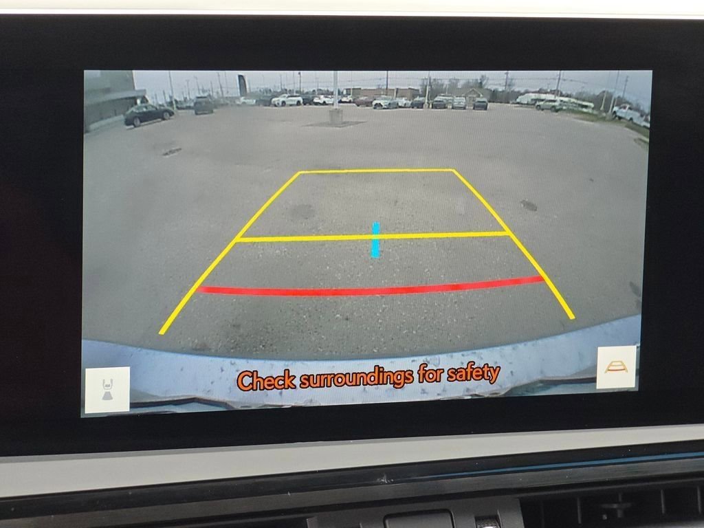 Certified 2025 Lexus ES 300h w/ Premium Package image 24