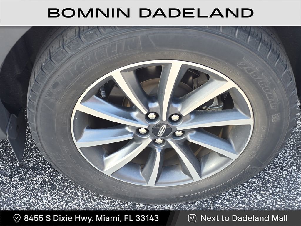 Used 2022 Lincoln Nautilus FWD image 7