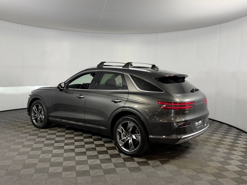 Used 2025 Genesis Electrified GV70 AWD/4WD image 9