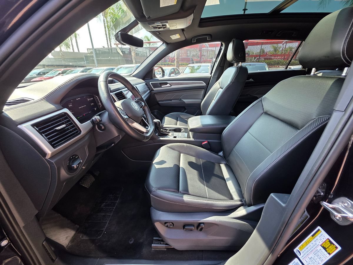 Used 2023 Volkswagen Atlas Cross Sport SE FWD image 22