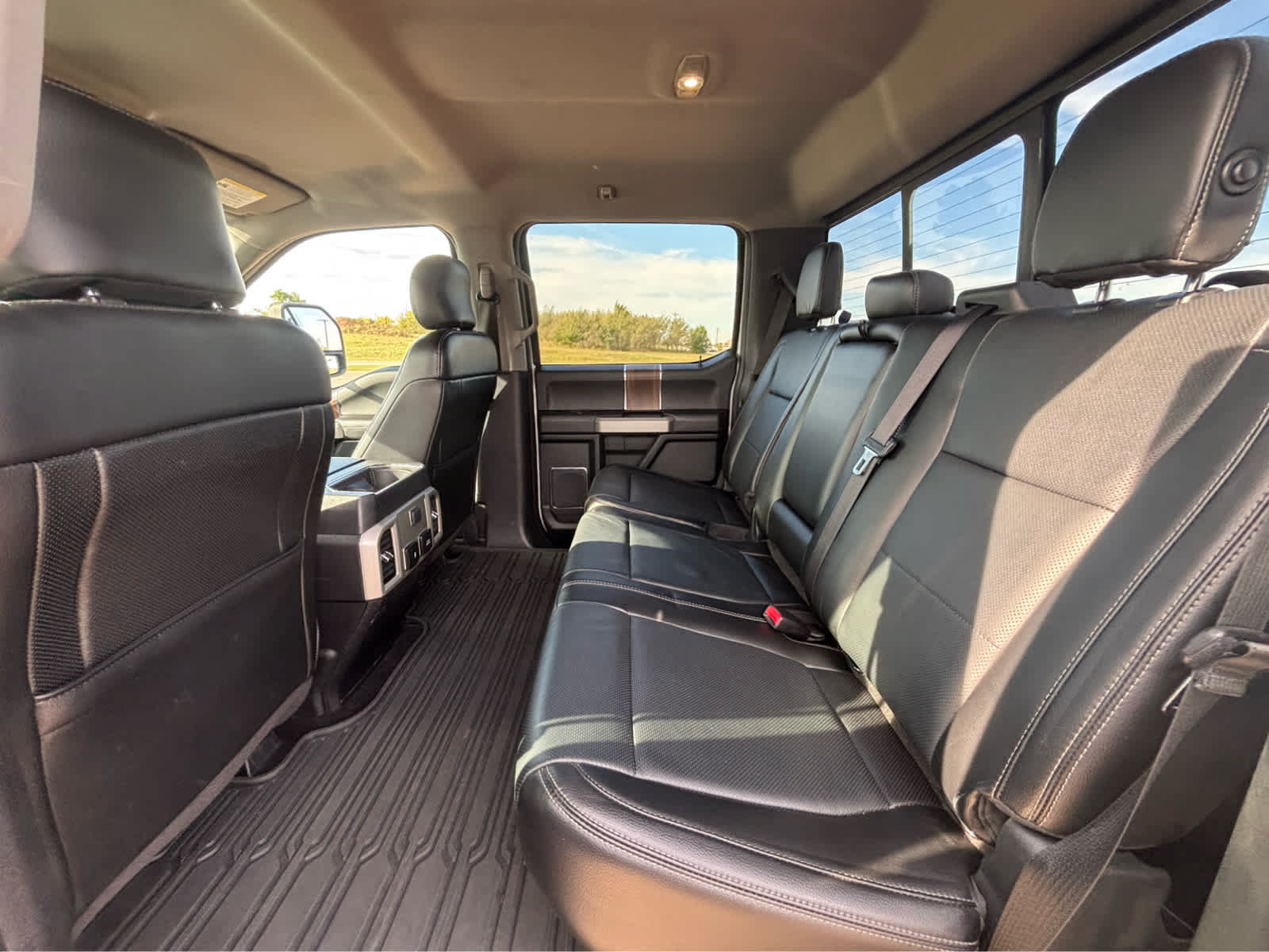 Used 2017 Ford F150 Lariat w/ Equipment Group 501A Mid RWD image 15