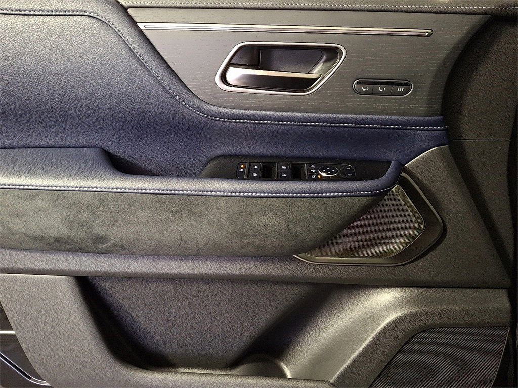 New 2026 INFINITI QX80 4WD w/ Sport Exterior Package image 12