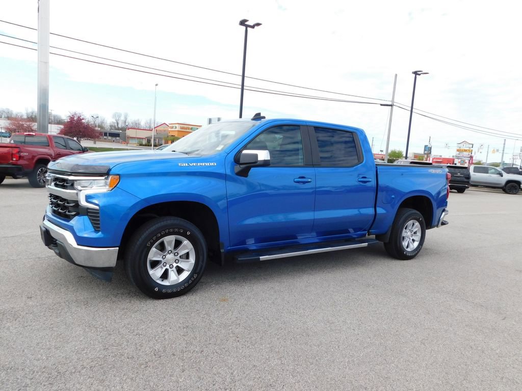 Used 2022 Chevrolet Silverado 1500 LT image 12