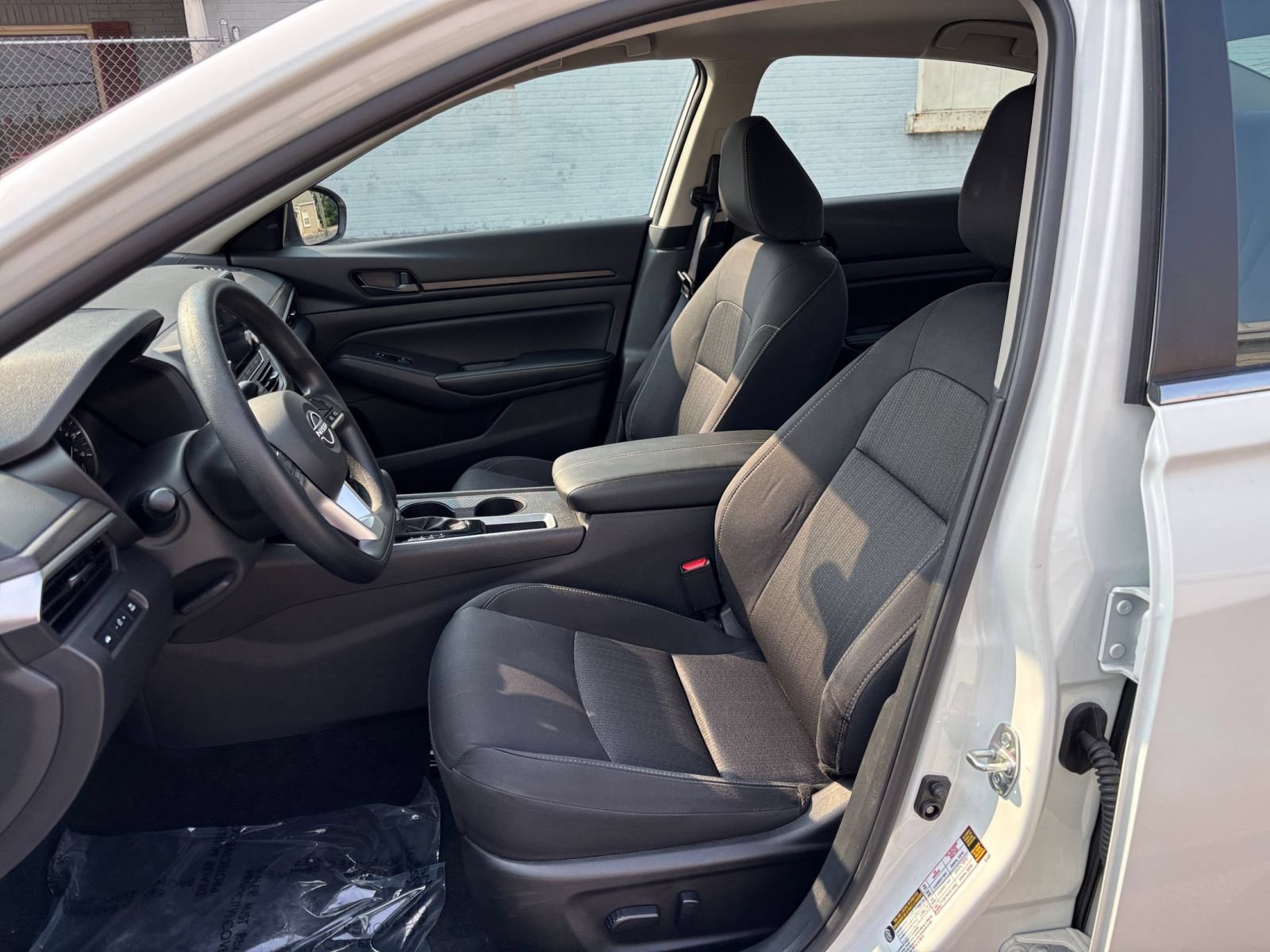 Used 2026 Nissan Altima 2.5 SV FWD image 27