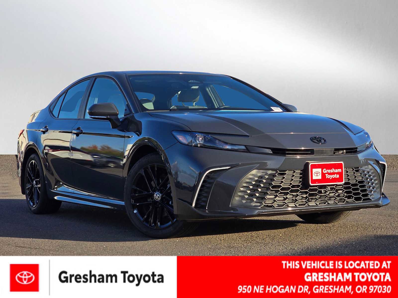 Certified 2025 Toyota Camry SE image 1