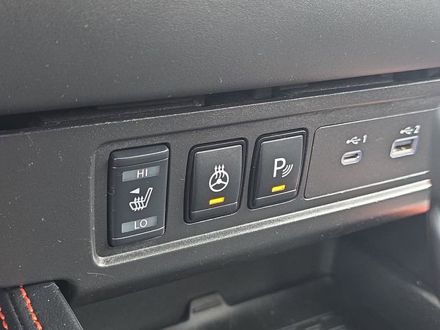 Used 2023 Nissan Frontier PRO-4X w/ Pro-4X Premium Package AWD/4WD image 35