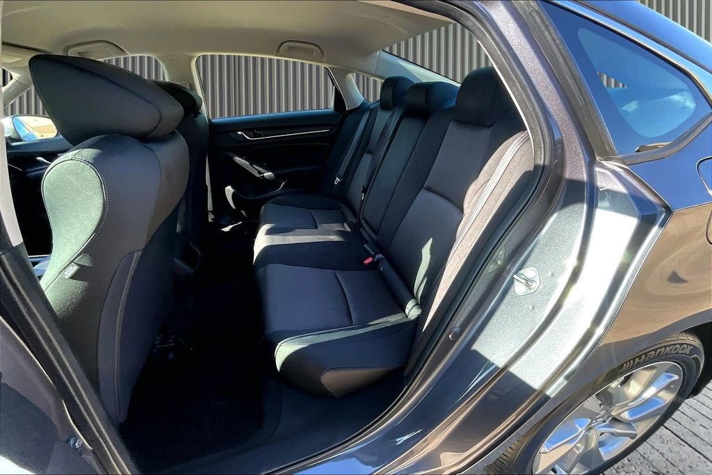 Used 2018 Honda Accord LX image 26