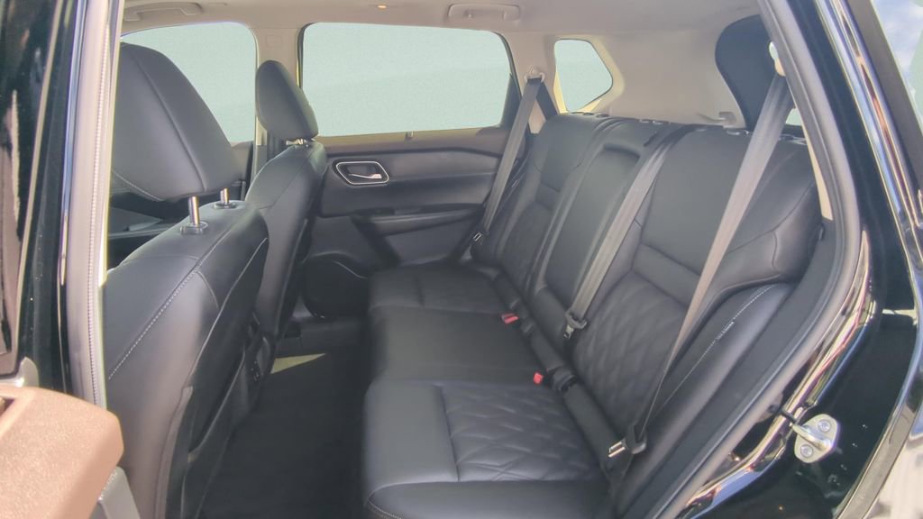 Certified 2023 Nissan Rogue Platinum w/ Platinum Premium Package image 10