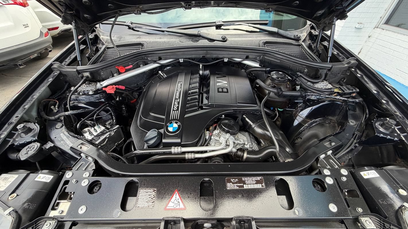 Used 2015 BMW X4 xDrive35i AWD/4WD image 16