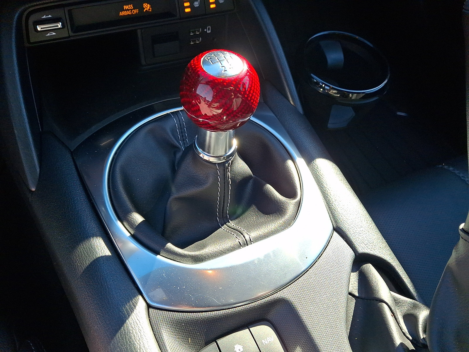 Used 2022 MAZDA MX-5 Miata RF Grand Touring w/ Weather Package RWD image 13