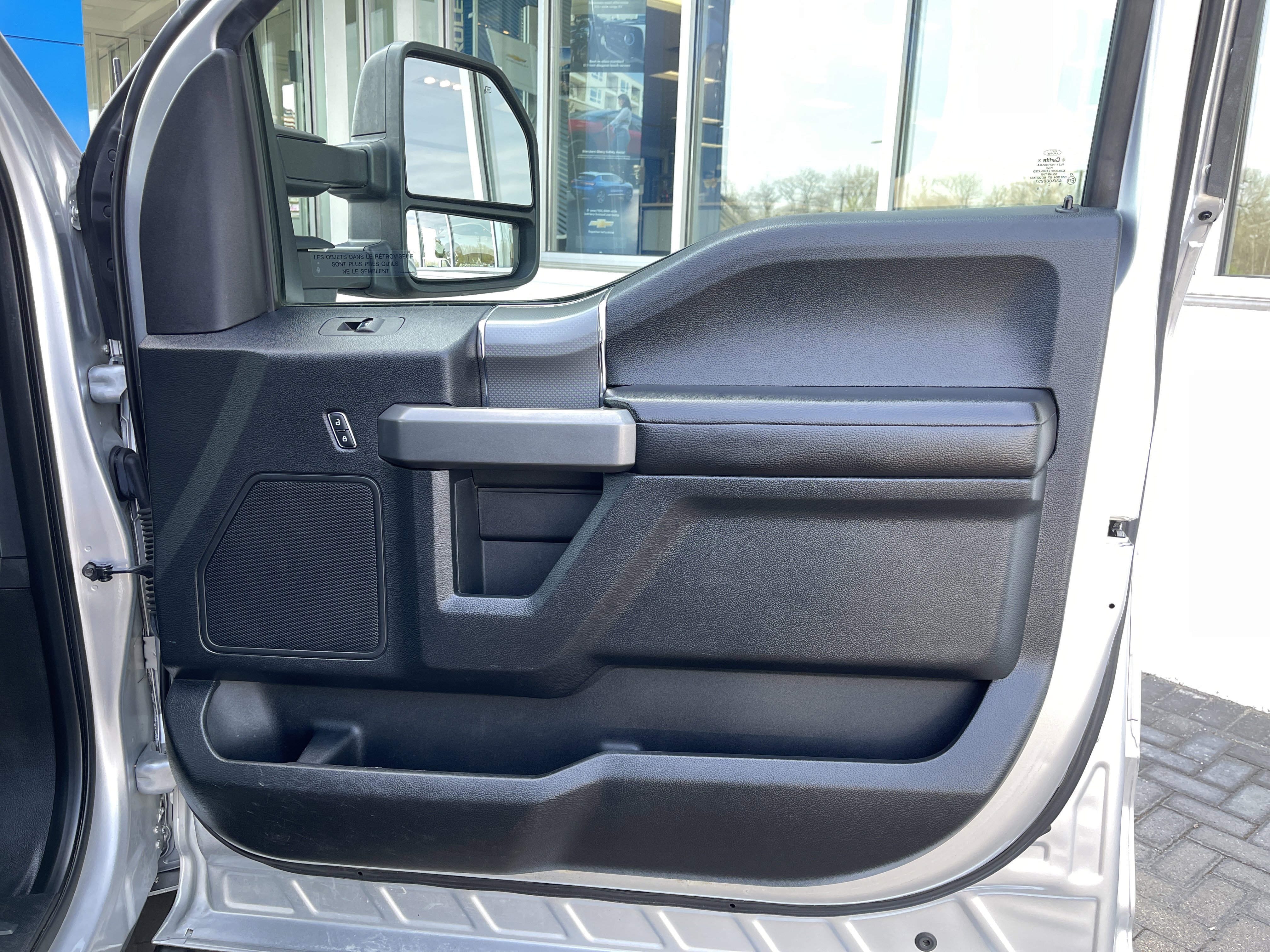 Used 2015 Ford F150 XLT w/ Equipment Group 302A Luxury image 34