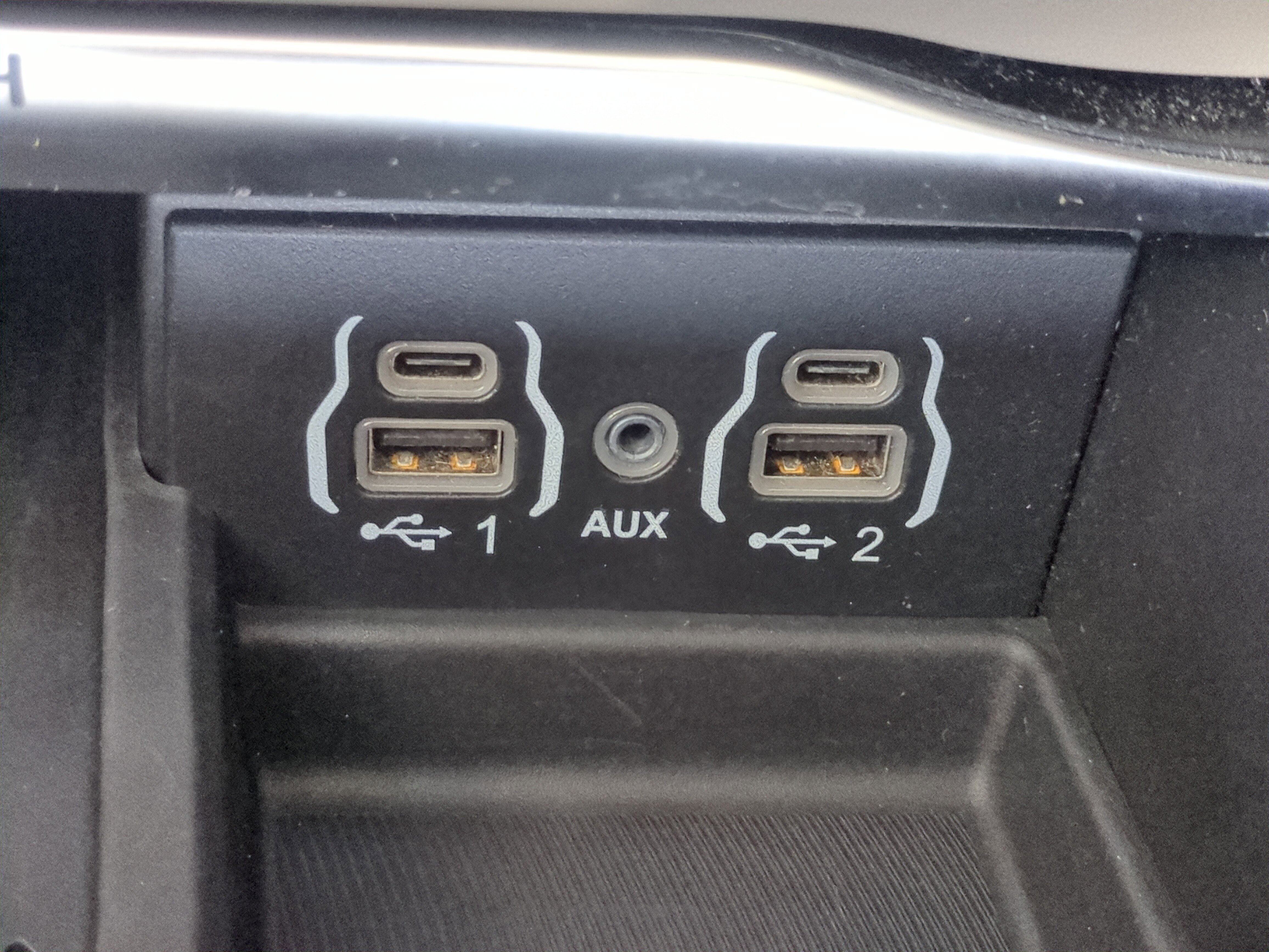 Used 2022 Chrysler Pacifica Limited FWD image 25