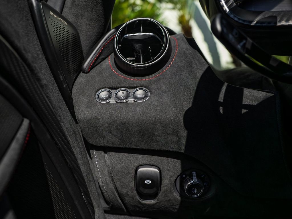 New 2026 McLaren 750S Spider image 18