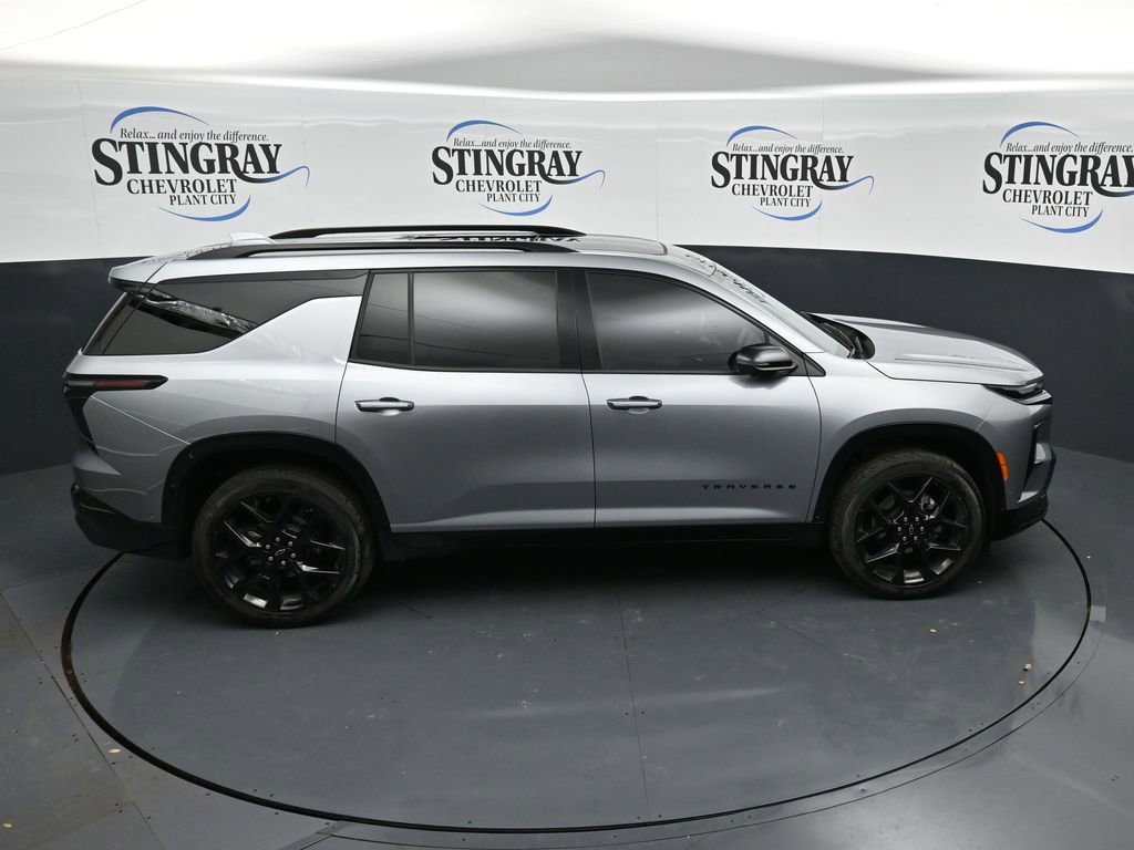 Used 2024 Chevrolet Traverse RS w/ LPO, Floor Liner Package FWD image 25
