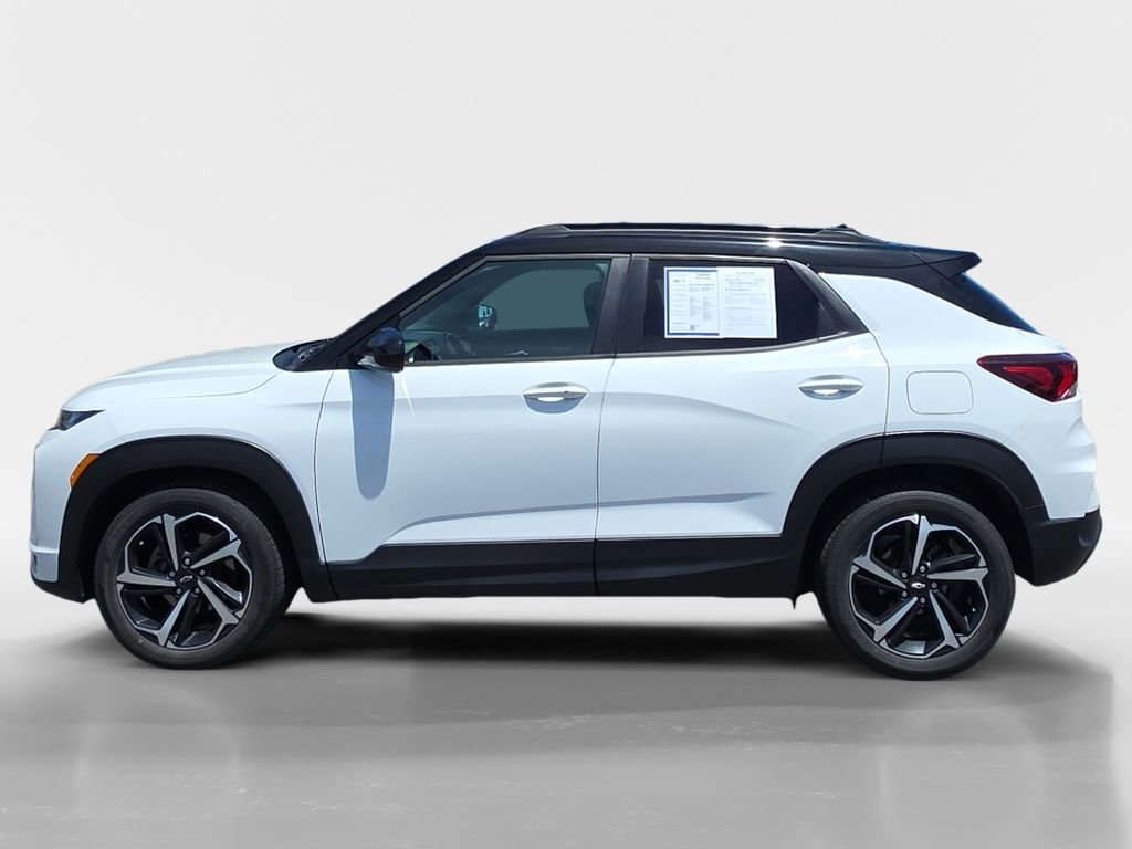 Used 2021 Chevrolet TrailBlazer RS w/ Sun and Liftgate Package FWD image 7
