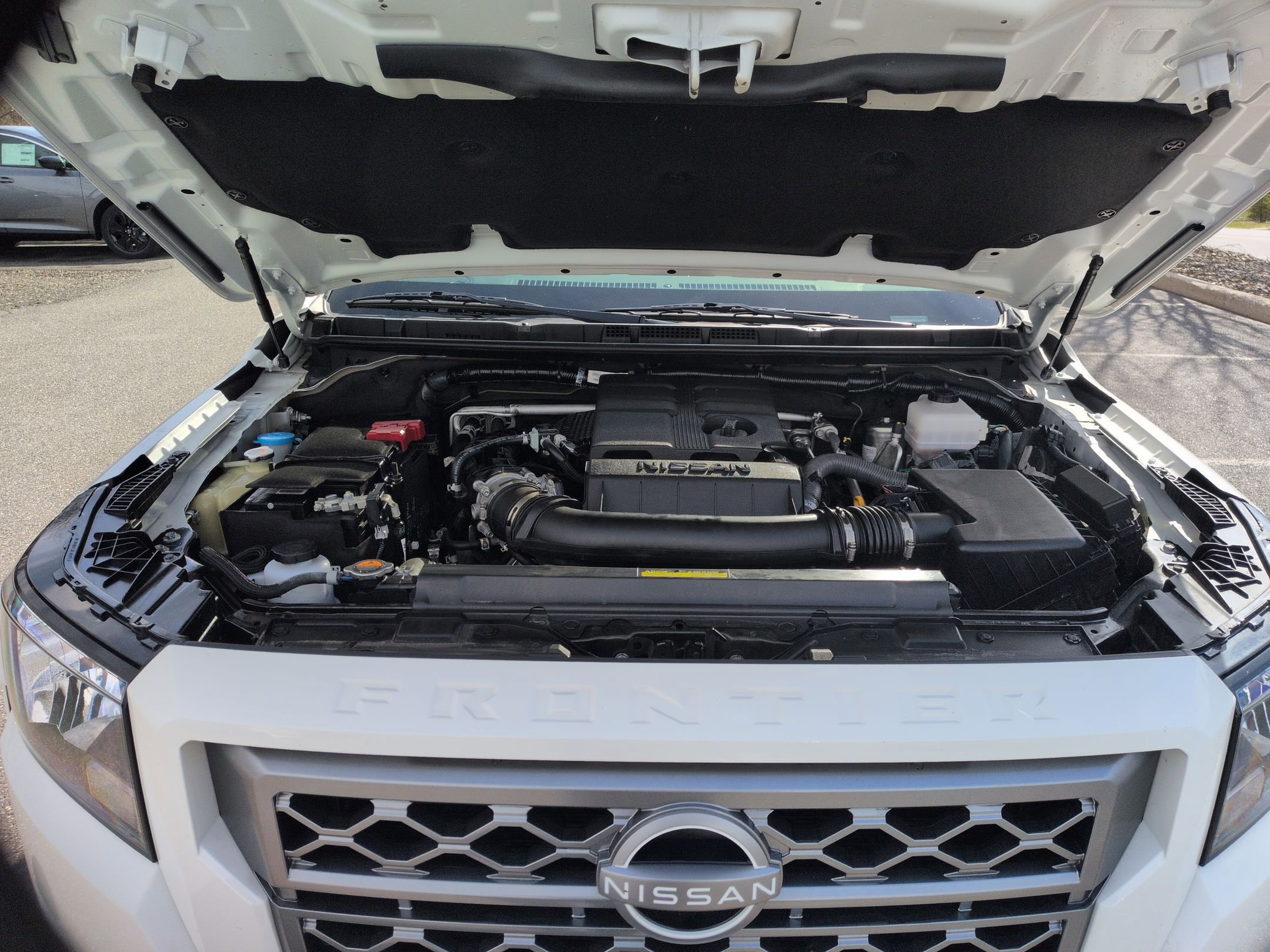 Used 2024 Nissan Frontier SV w/ SV Convenience Package image 17