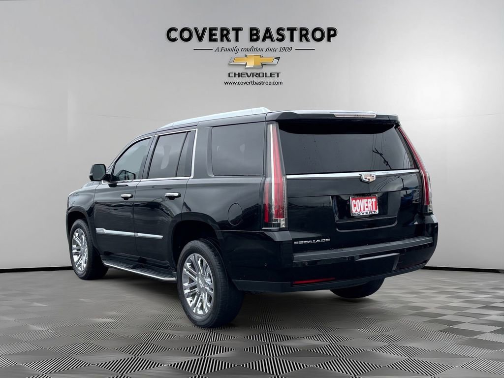 Used 2020 Cadillac Escalade Luxury RWD image 5