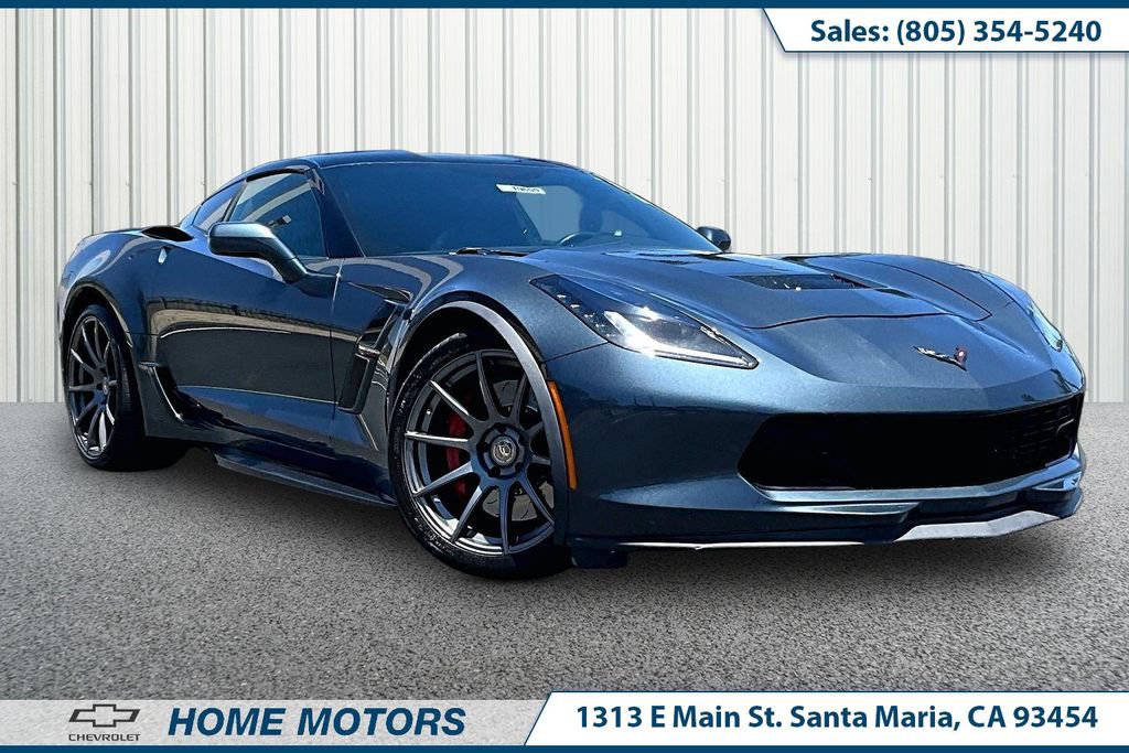 Used 2019 Chevrolet Corvette Grand Sport w/ Carbon Flash Badge Package RWD image 1