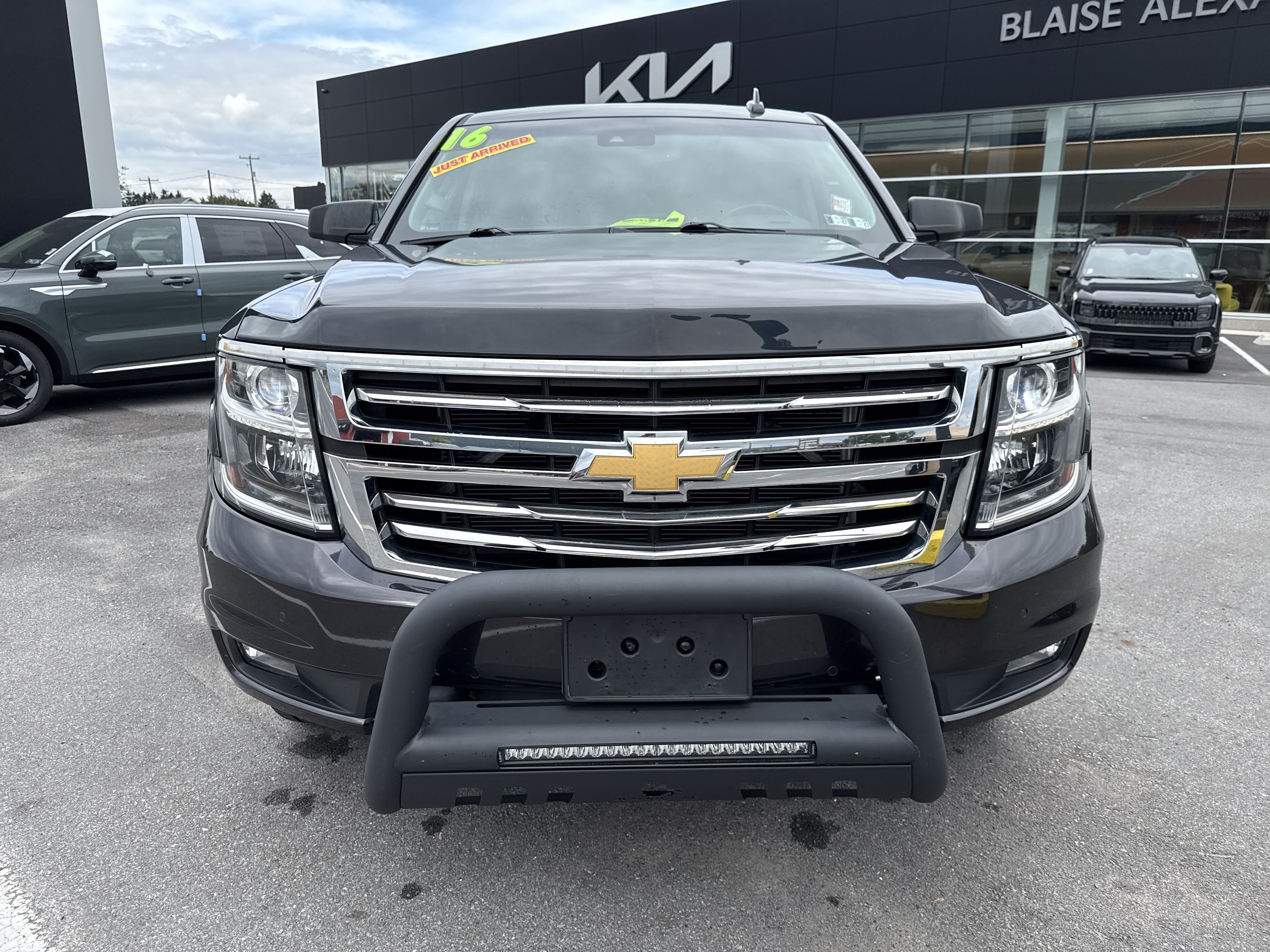 Used 2016 Chevrolet Suburban LT AWD/4WD image 10