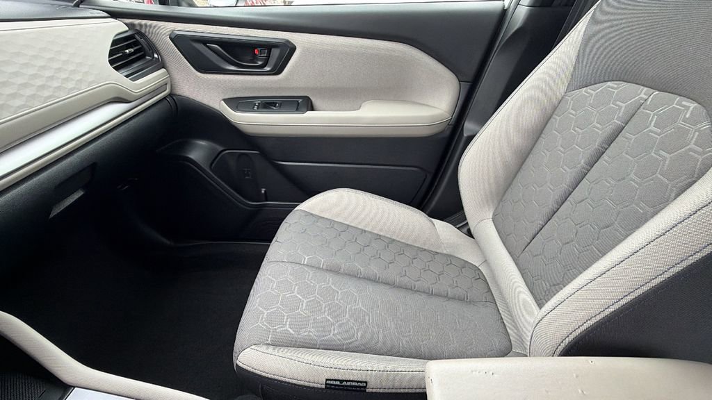 Used 2025 Subaru Forester image 23