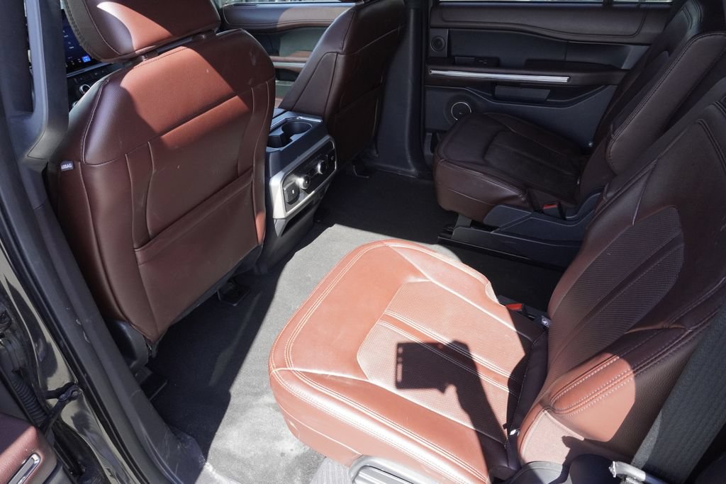 Used 2024 Ford Expedition Max Limited AWD/4WD image 29